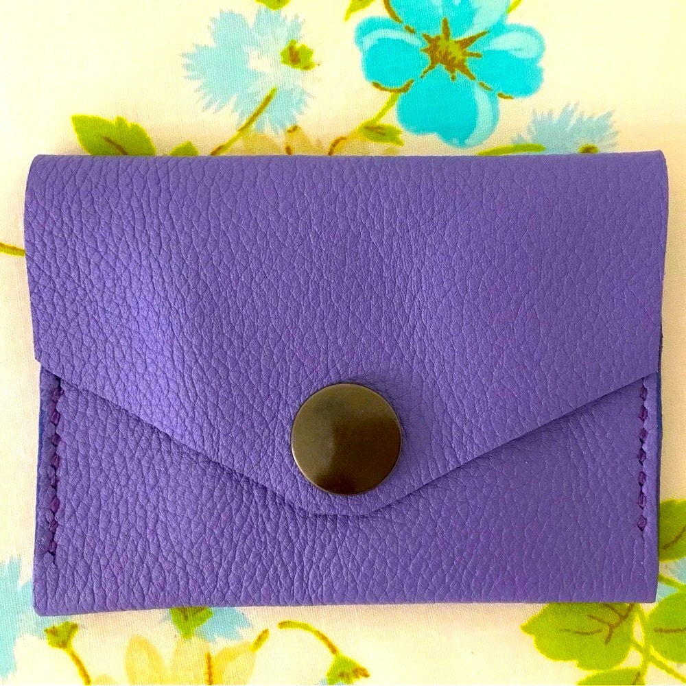 Hand Crafted Light Purple Leather Wallet Cardholder